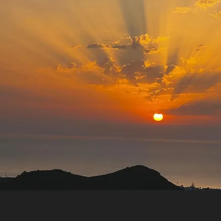 Sunrise מוחקאר